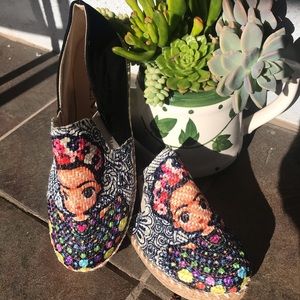 Shoes/loafers size 7